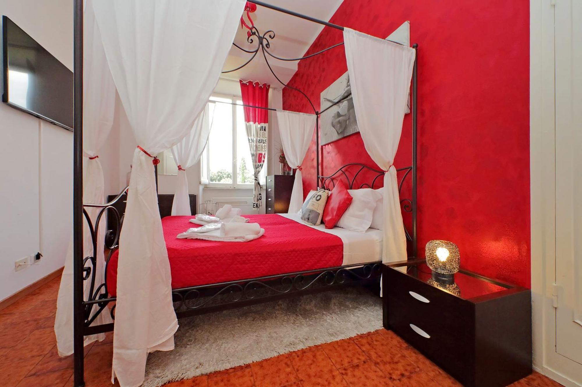 Luxury Domus Amadeus Apartment Рим Екстериор снимка