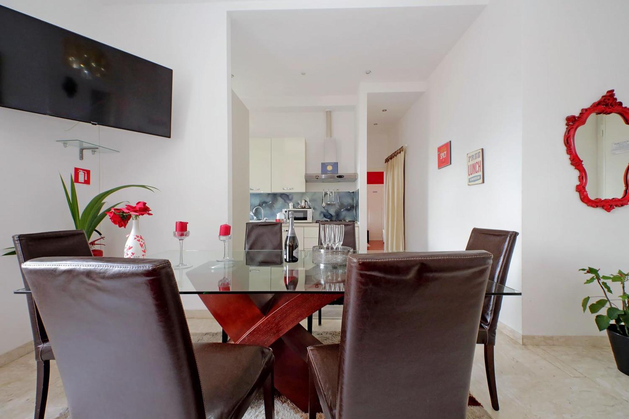 Luxury Domus Amadeus Apartment Рим Екстериор снимка