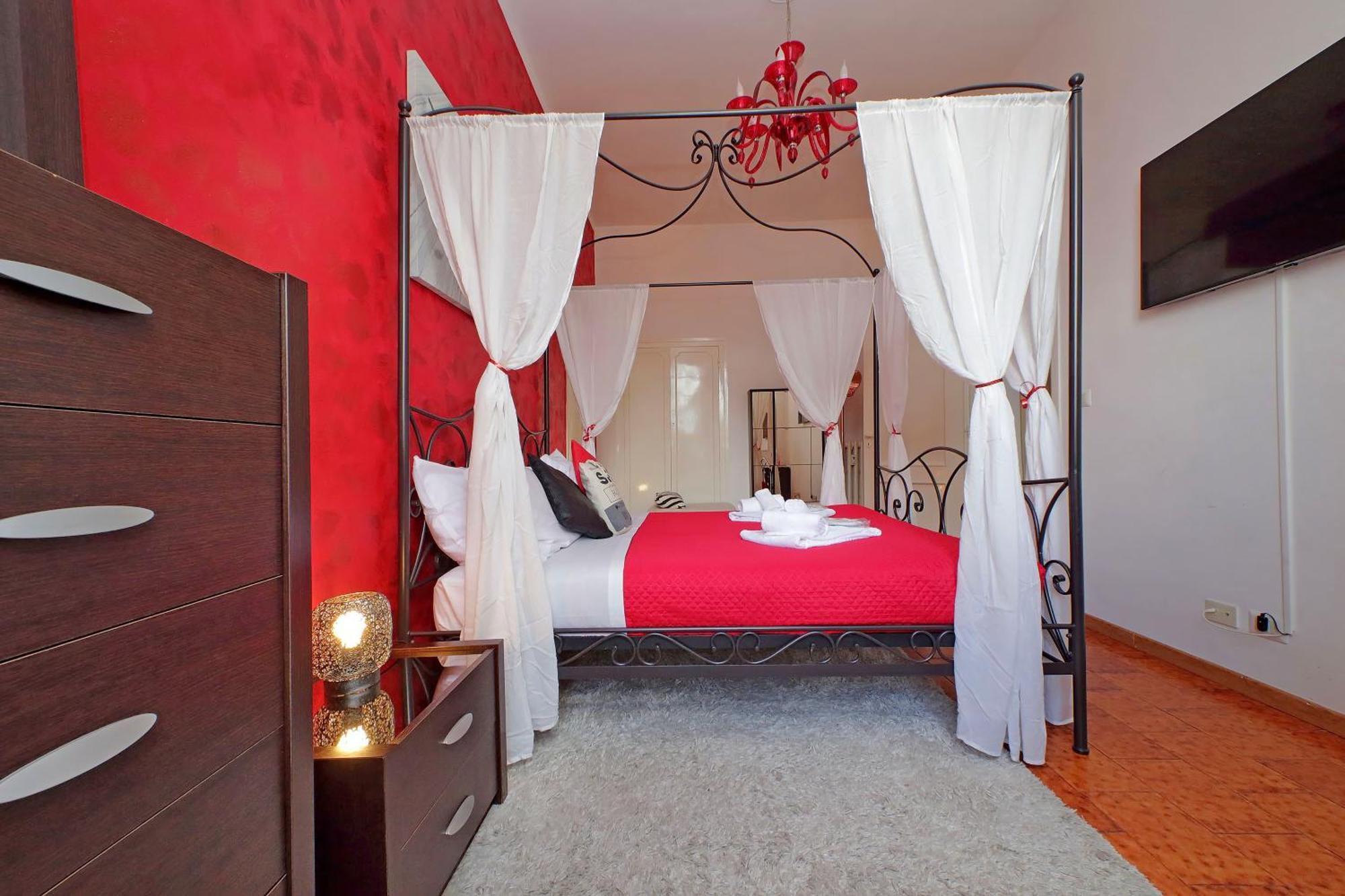 Luxury Domus Amadeus Apartment Рим Екстериор снимка
